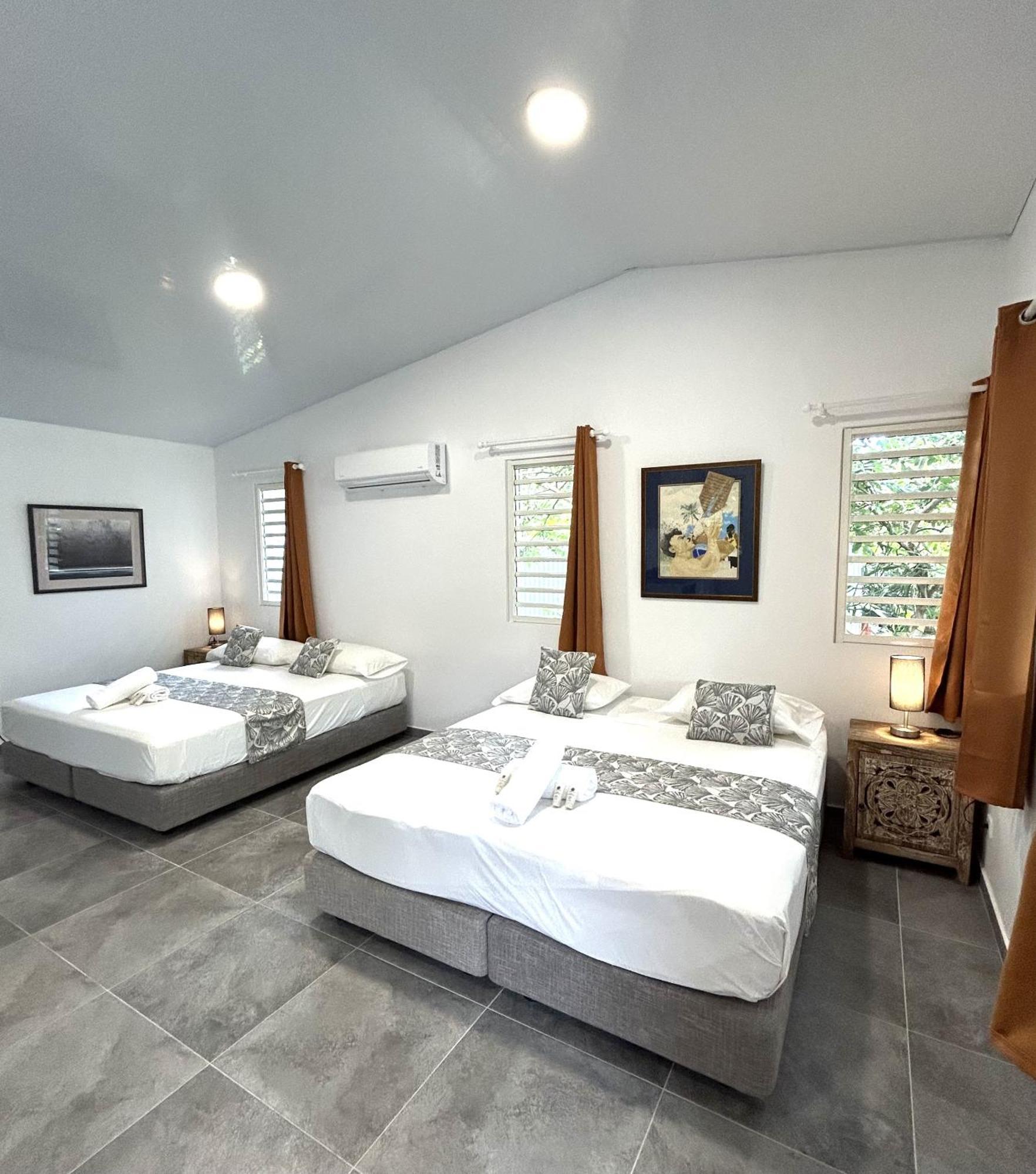 Pare Lodge Tahiti Pirae Quarto foto