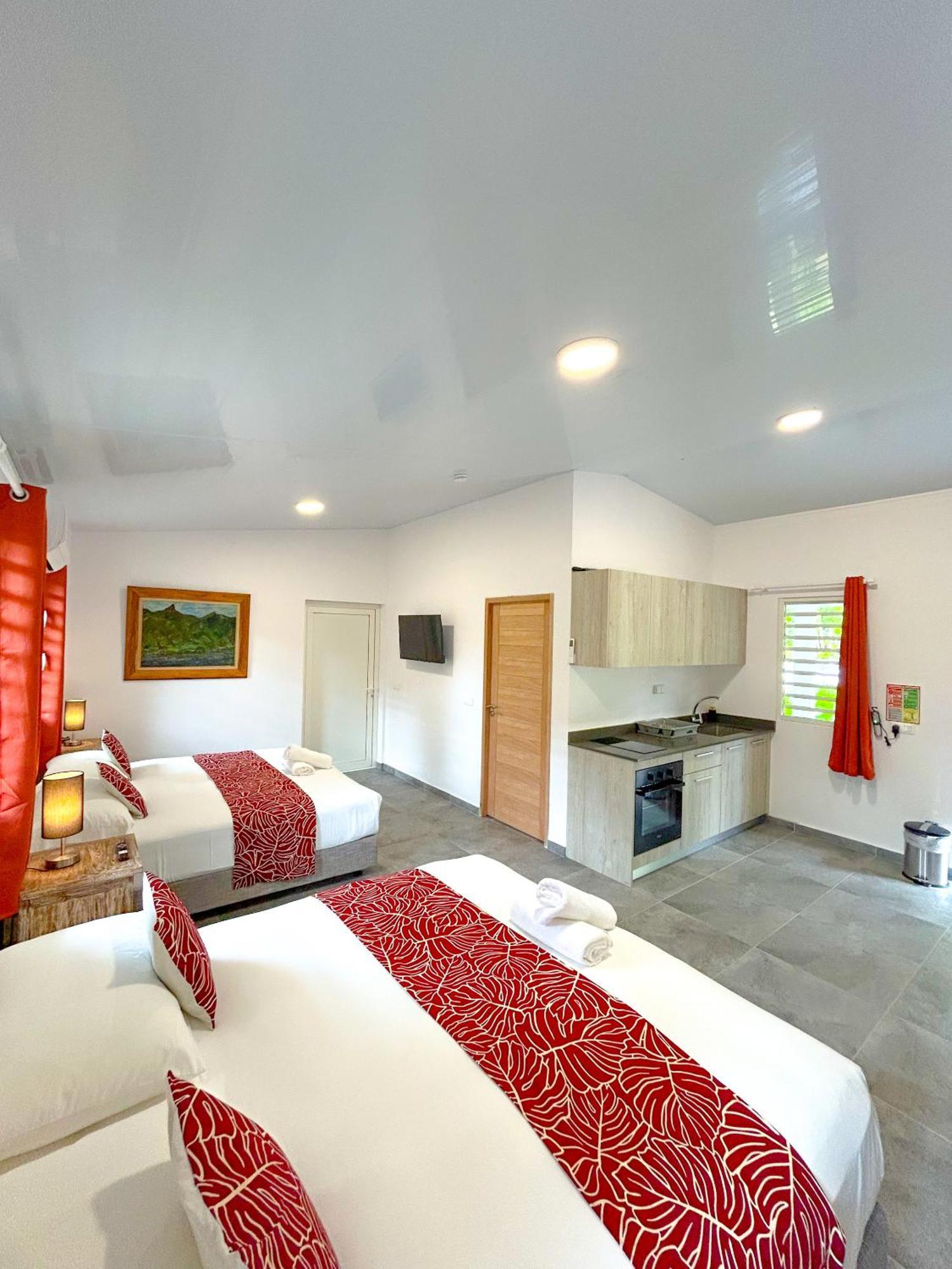 Pare Lodge Tahiti Pirae Exterior foto