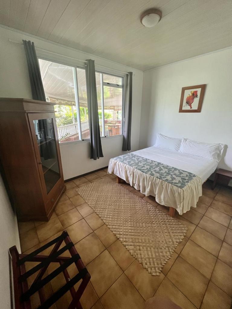 Pare Lodge Tahiti Pirae Quarto foto